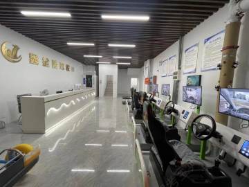 鑫金陵驾校