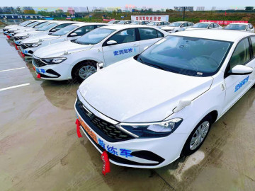 宏润驾校