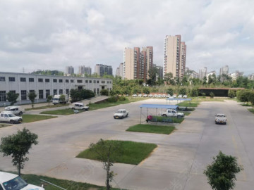 黄辅驾校