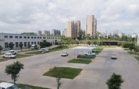 黄辅驾校