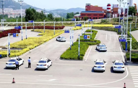 影山俊翔驾校泉城分校